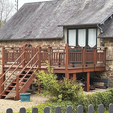 Charming Self Contained Gites- Mortain- Le Moulin De La Porte Le Neufbourg Extérieur photo