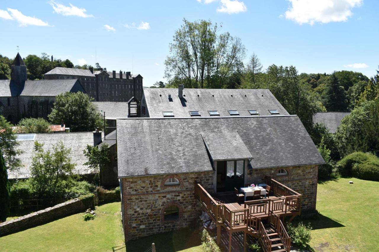 Charming Self Contained Gites- Mortain- Le Moulin De La Porte Le Neufbourg Extérieur photo